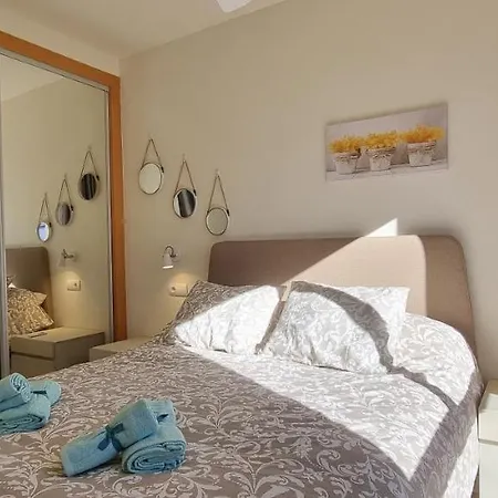 Homes Of Spain: Beachfront Penthouse With Private Pool At Paraiso Playa *